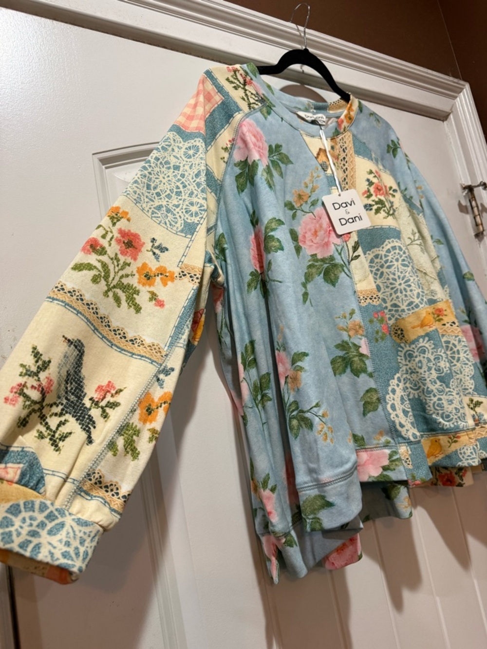 DAVI & DANI Pastel Blue Floral Patchwork Sweatshirt - Picture 4 of 9